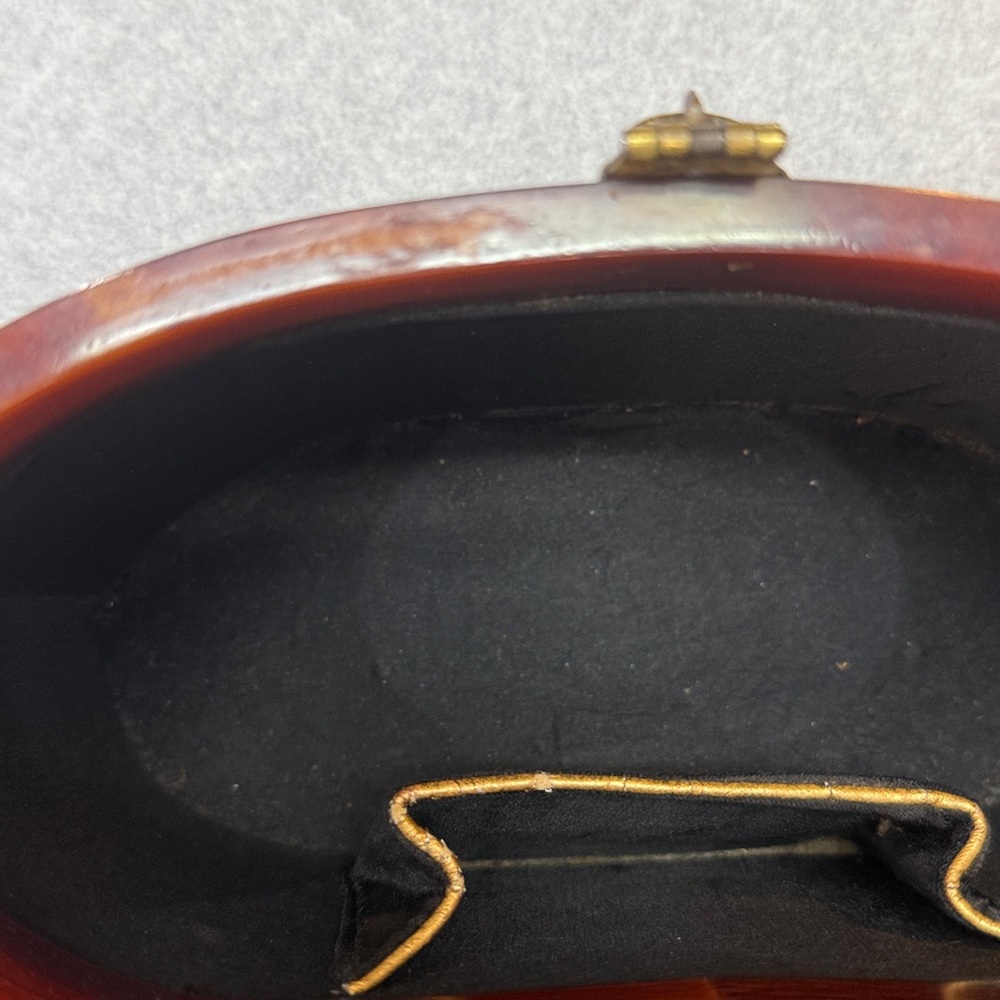 Vintage Bakelite box purse - Picture 12 of 15